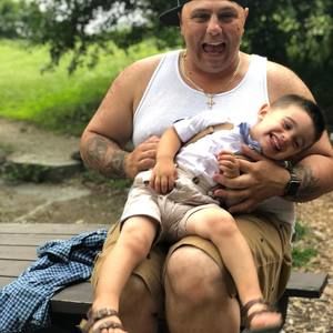 Meet your Posher, Anthony